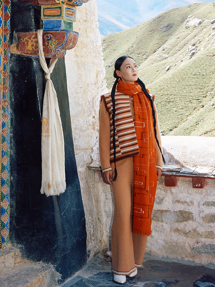 Cashmere Handwoven Pulu Shawl